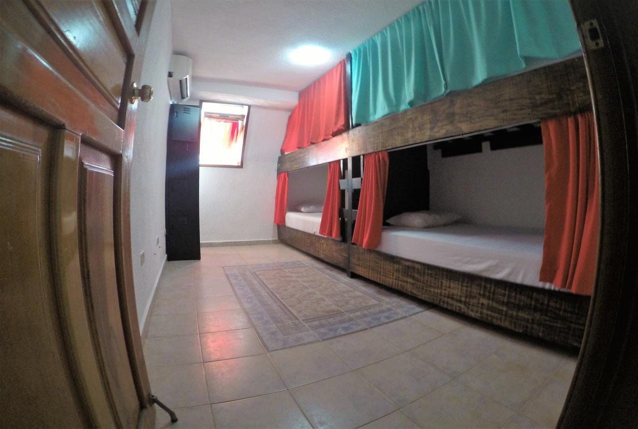 Izsla Hostel Playa Del Carmen 신데 델 카르멘 외부 사진