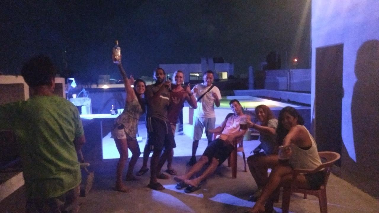 Izsla Hostel Playa Del Carmen 신데 델 카르멘 외부 사진